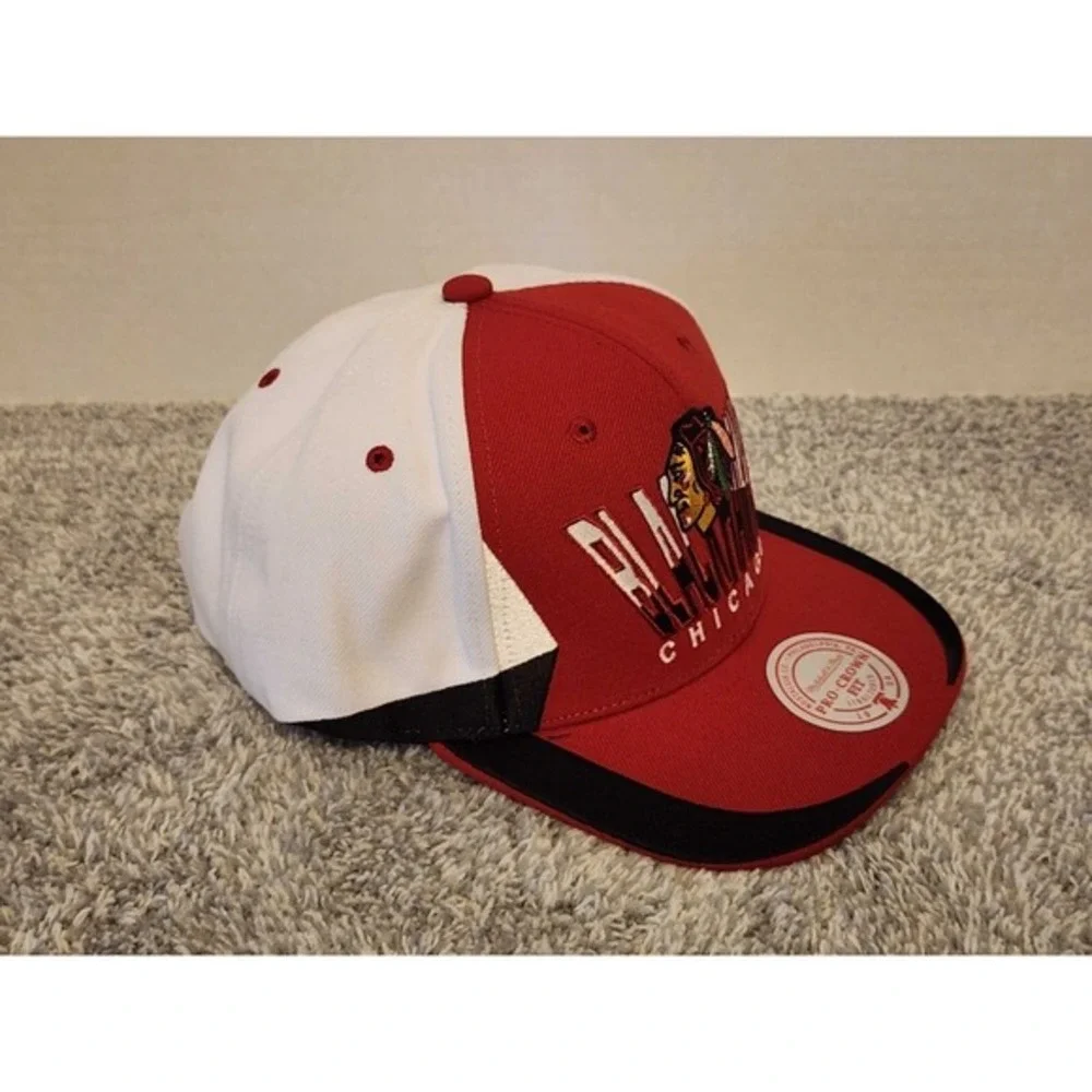Mitchell & Ness Chicago Blackhawks NHL Retrodome Adjustable Snapback Hat Cap NEW